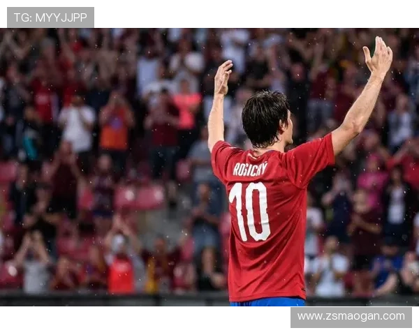 速度如风的足球明星们在绿茵场上演绎惊艳瞬间 速度如风的足球明星们在绿茵场上演绎惊艳瞬间