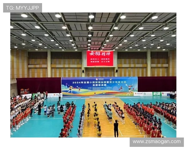 重庆排球队以94分稳居总决赛积分榜首位争夺冠军希望依然强劲 重庆排球队以94分稳居总决赛积分榜首位争夺冠军希望依然强劲