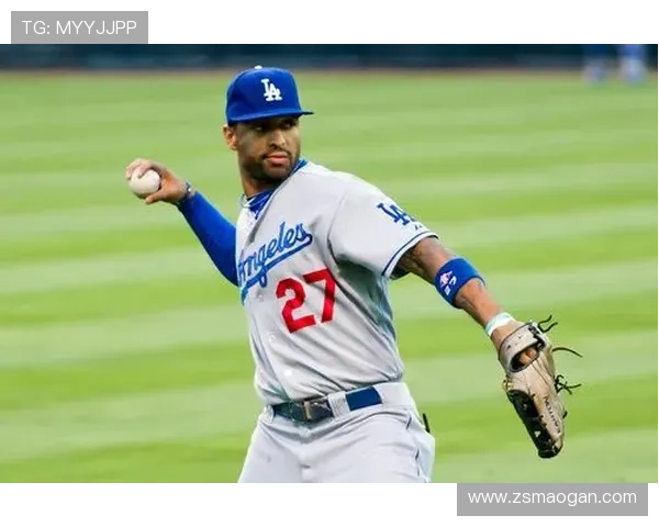 足球明星身高173米的秘密揭秘与职业生涯的影响分析 足球明星身高173米的秘密揭秘与职业生涯的影响分析